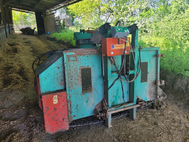 00045979.20220426_164233_RESIZED