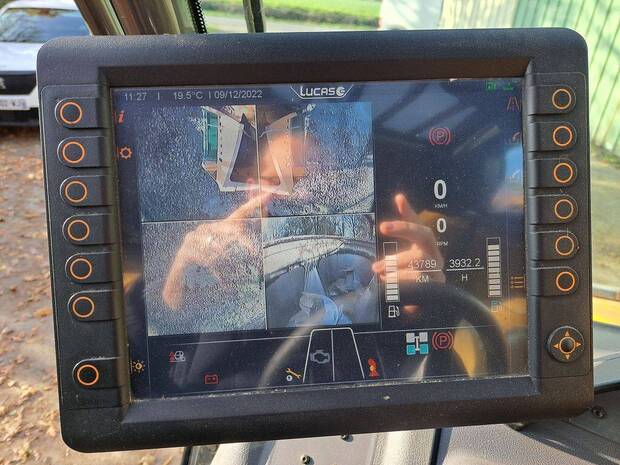 00049241.20221209_112656