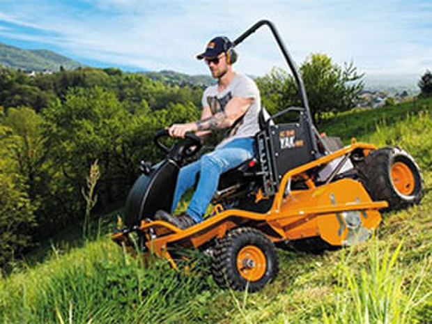 debroussaillage-debroussailleuse-autoportee-servimac