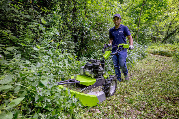 debroussaillage-tondeuse-debroussailleuse-servimac