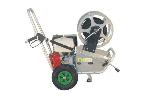 location-materiel-nettoyage-nettoyeur-haute-pression-thermique-oki