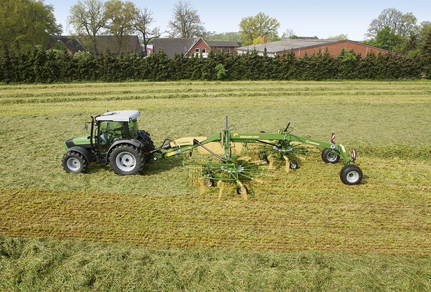 materiel-agricole-andaineur-krone-servimac