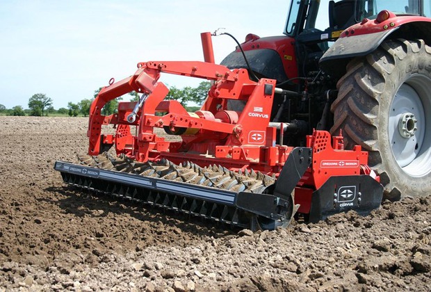 materiel-agricole-herse-rotative-gregoire-besson-servimac