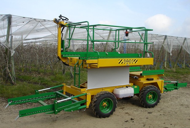 materiel-agricole-plateforme-cueille-terreco-servimac