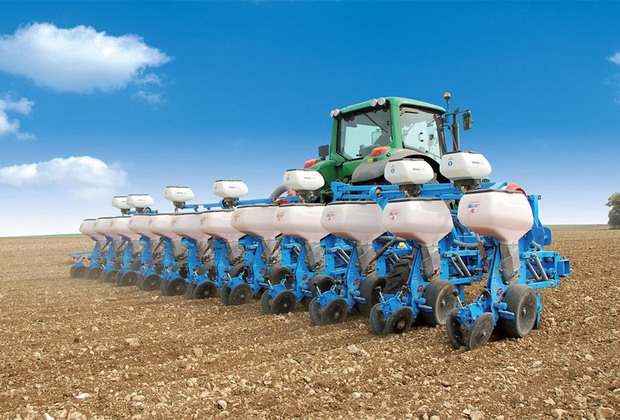 materiel-agricole-semoir-monograine-monosem-servimac