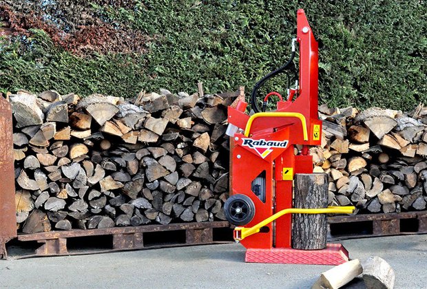 motoculture-taille-entretien-arbre-fendeuse-buches-rabaud-servimac